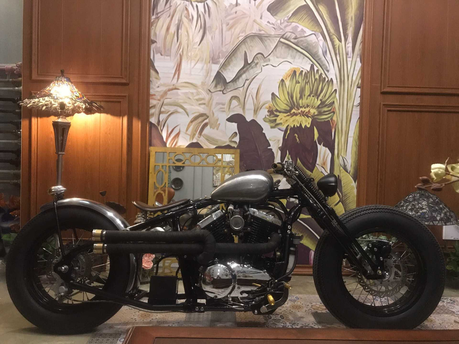 What is a bobber motorcycle?