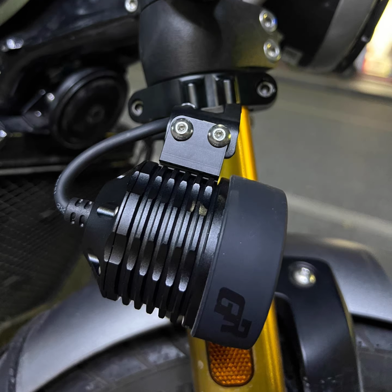 Triumph Scrambler 400X — XE Fog Light Kit