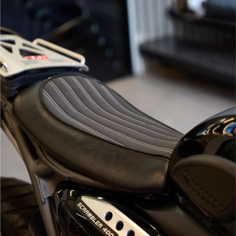 Triumph Scrambler / Speed 400 seat