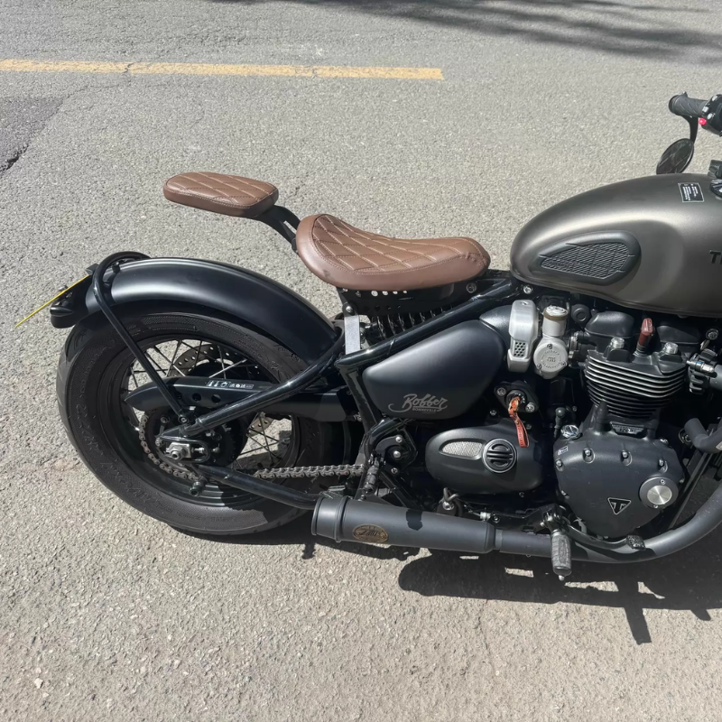 Solo seat + duo seat for Triumph Bobber