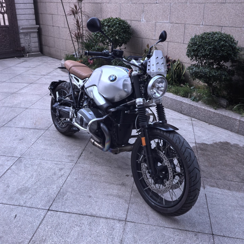 Adventure Windshield for BMW R nineT