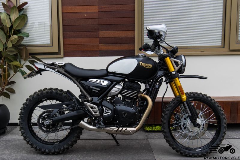 Porte-bagages noir ou gris Triumph Scrambler 400X / Speed 400