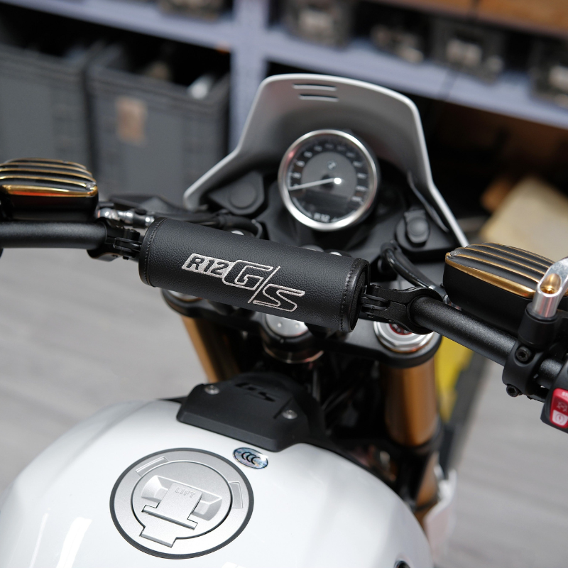 Handlebar crossbar with leather cover for BMW R12GS