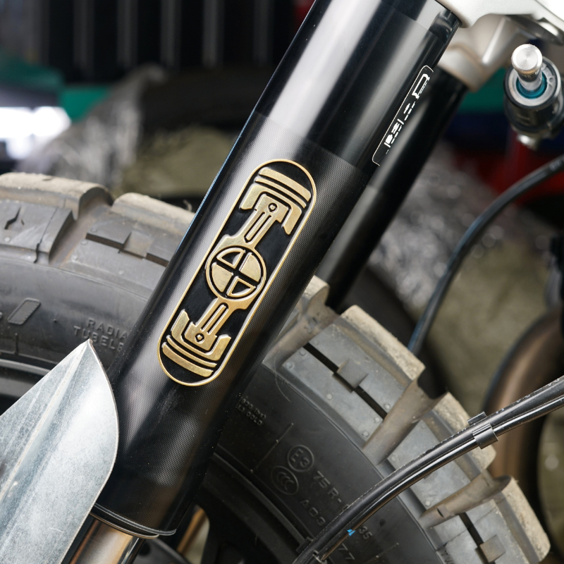 Brass Vibration-Damping Reflective Plate - BMW R12