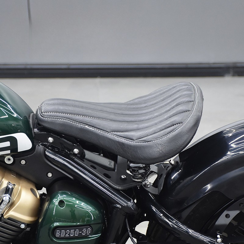 Solo spring bobber seat for Napoleon 125/250