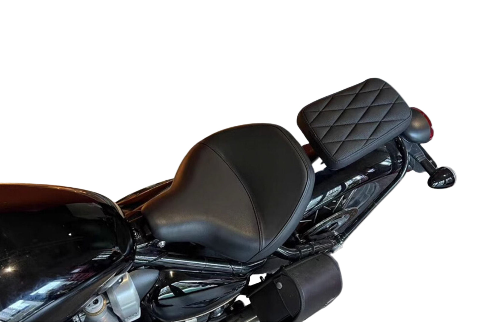 Triumph Bobber passenger seat with rear light
