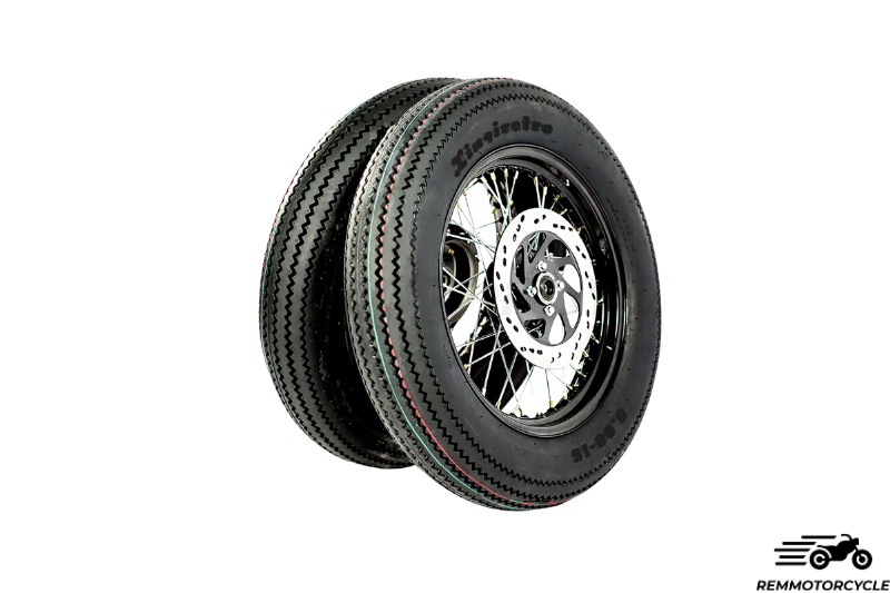 16 / 17-inch wheels (set of 2) with vintage tires