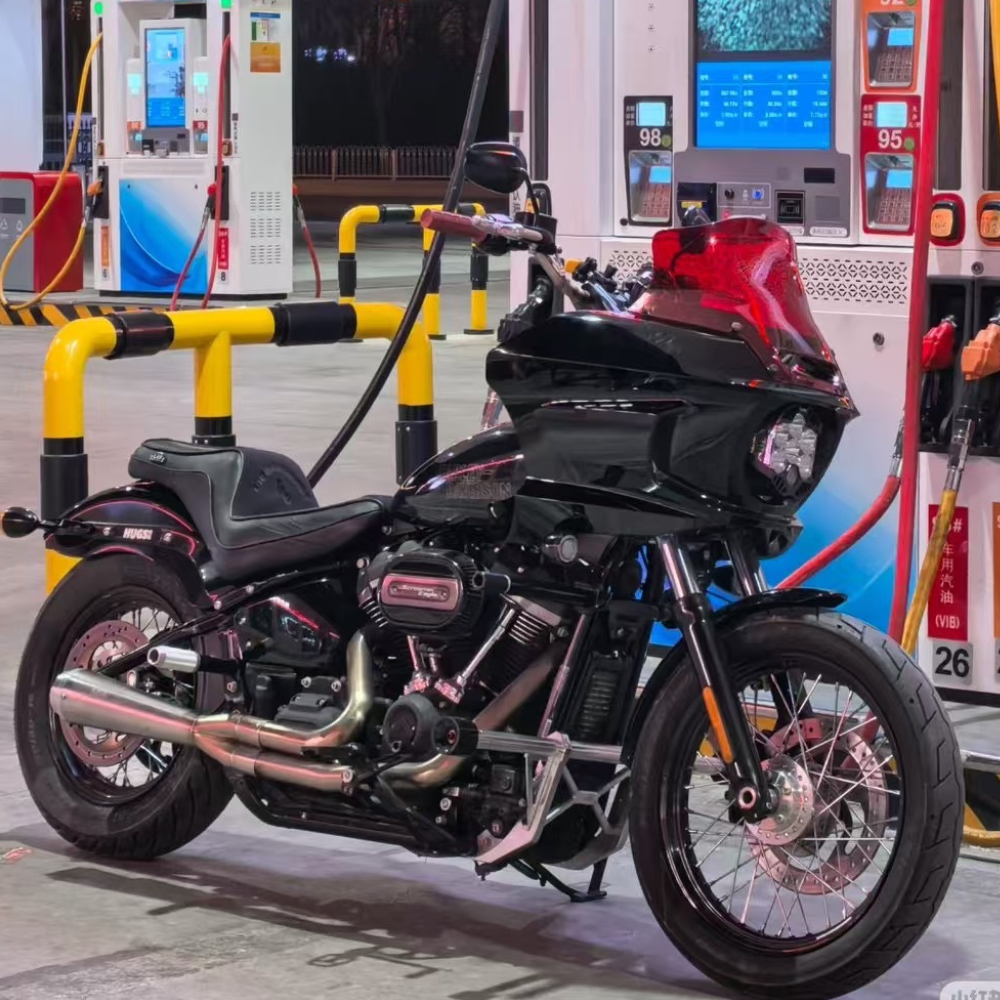 Club Style Fairing with Sound System