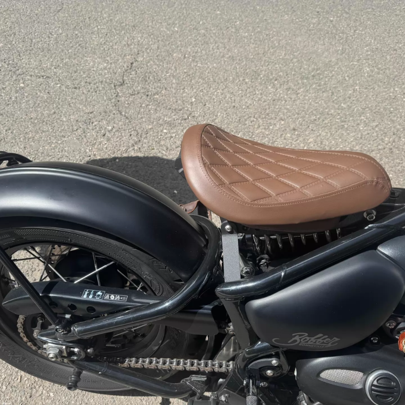 Solo seat + duo seat for Triumph Bobber