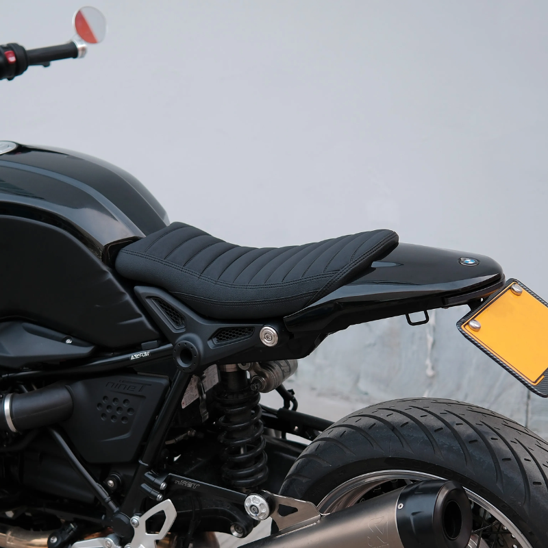 Short seat + seat cowl for BMW R NineT