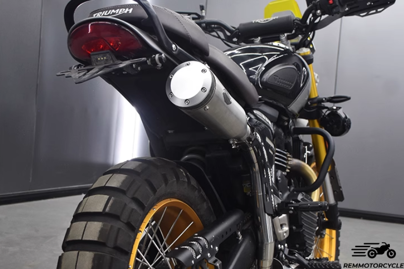 High-Mount Exhaust for Triumph Speed 400 & Scrambler 400 X