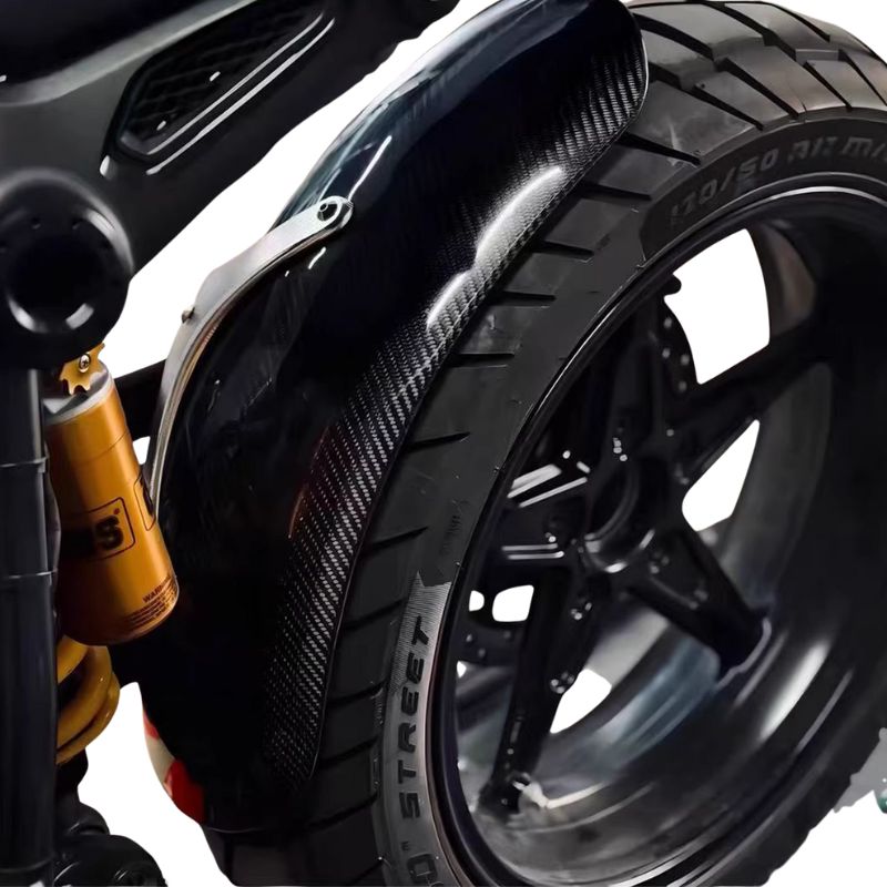 Rear fender hugger for the BMW R Nine T