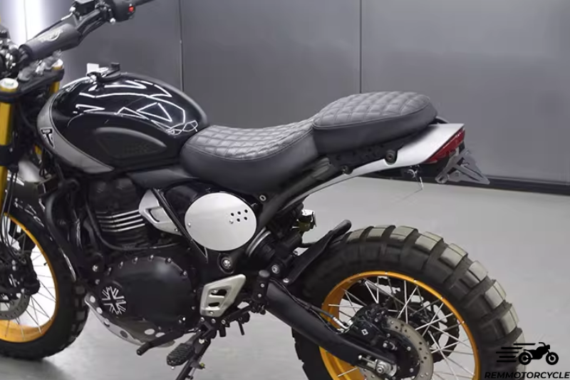 Seat Cover for Triumph 400X