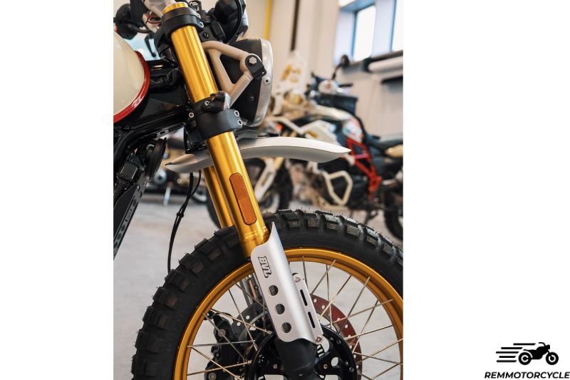 Kit protège fourche + garde boue avant Triumph Scrambler 400X