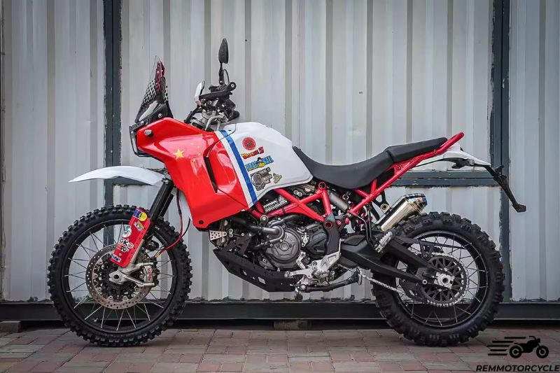 Titanium exhaust line Ducati Desert X