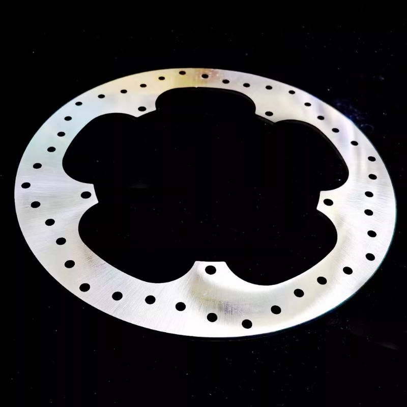 Custom brake disc track for Triumph 400 X