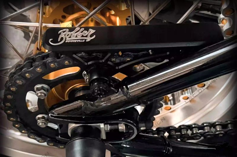 CNC Chain Guard Triumph Bobber