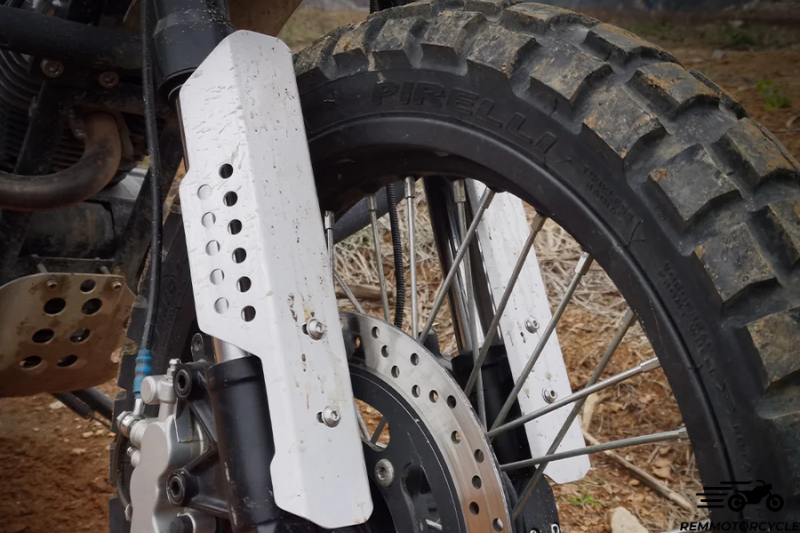 Universal aluminum motorcycle fork guard