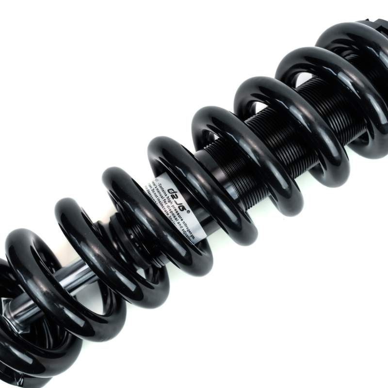 Adjustable rear shock for BMW R Nine T