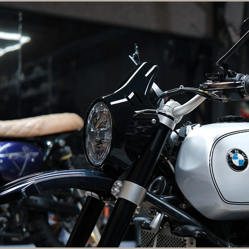 GS-style front beak, raw black, compatible with R nineT