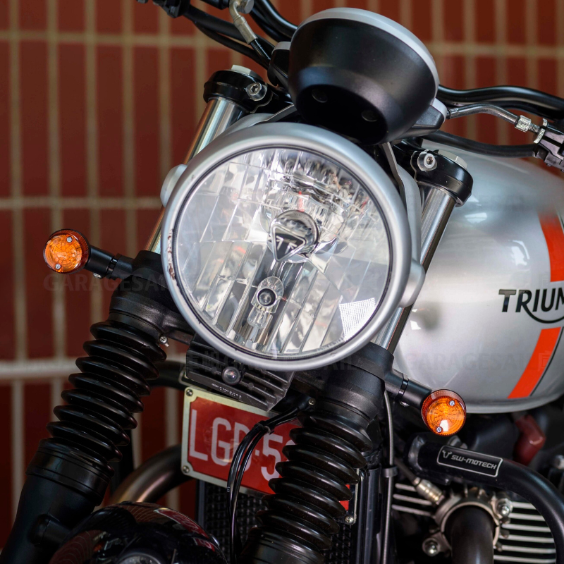 Mini Bullet LED Turn Signals for Triumph Classics