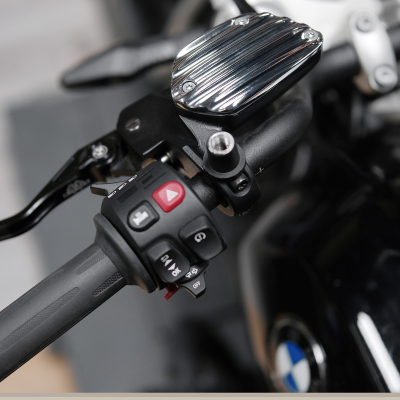 Brass master cylinder covers – BMW R12/R12GS/R12N