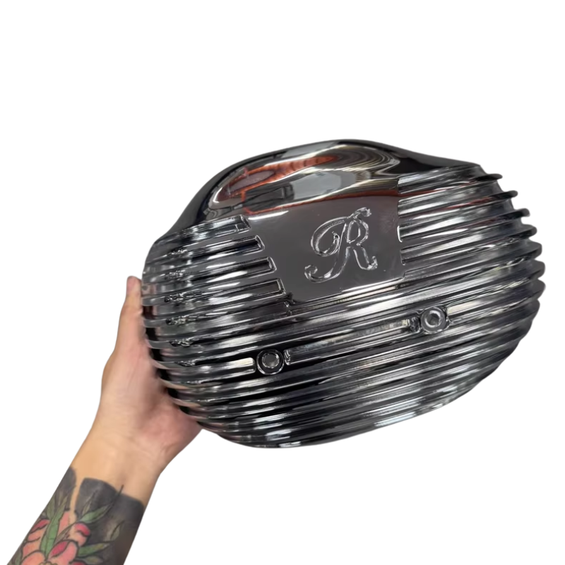 CNC 6061 cylinder head cover for BMW R18 - black or mirror polished