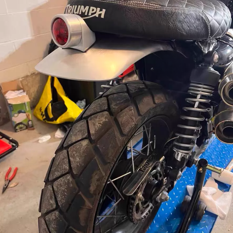 Short rear aluminum fender for Triumph Bonneville/Street Twin