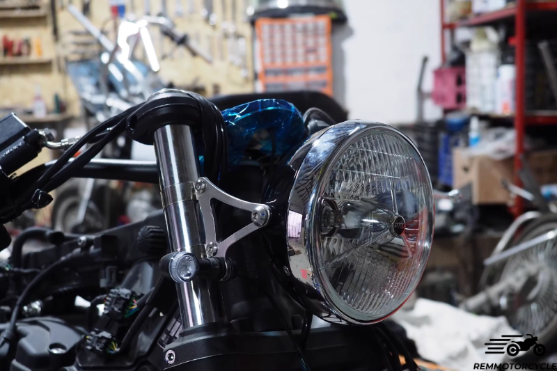 Triumph Headlight Bracket