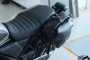 Honda SCL500 luggage box