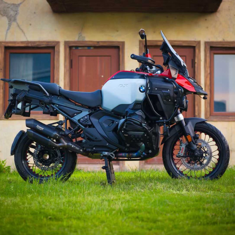 Forged tubeless spoked wheels for BMW R 1300 GS/GSA