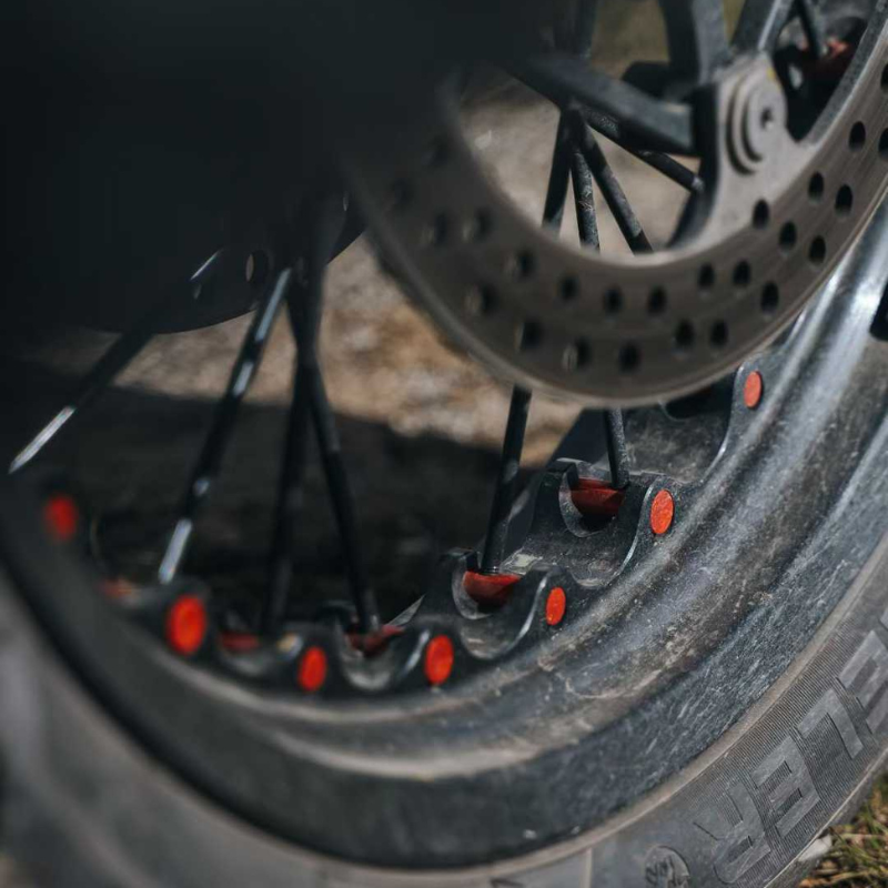 Forged tubeless spoked wheels for BMW R 1300 GS/GSA