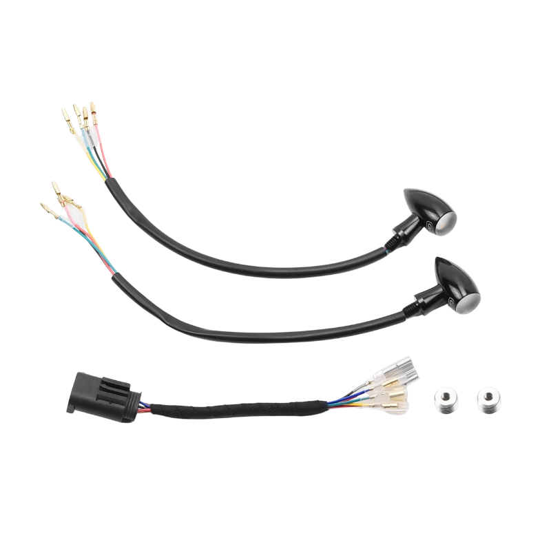 Complete bobber kit for BMW R18 with customizable seat, short fender, tubular plate holder and DRIP 3-in-1 taillight