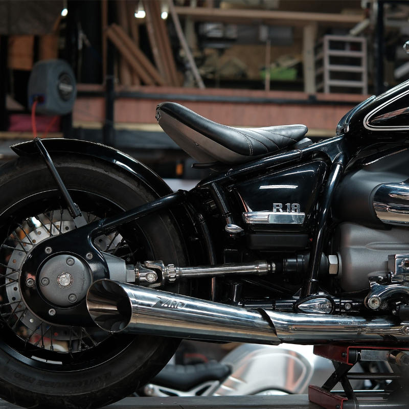 Custom bobber seat kit – BMW R18