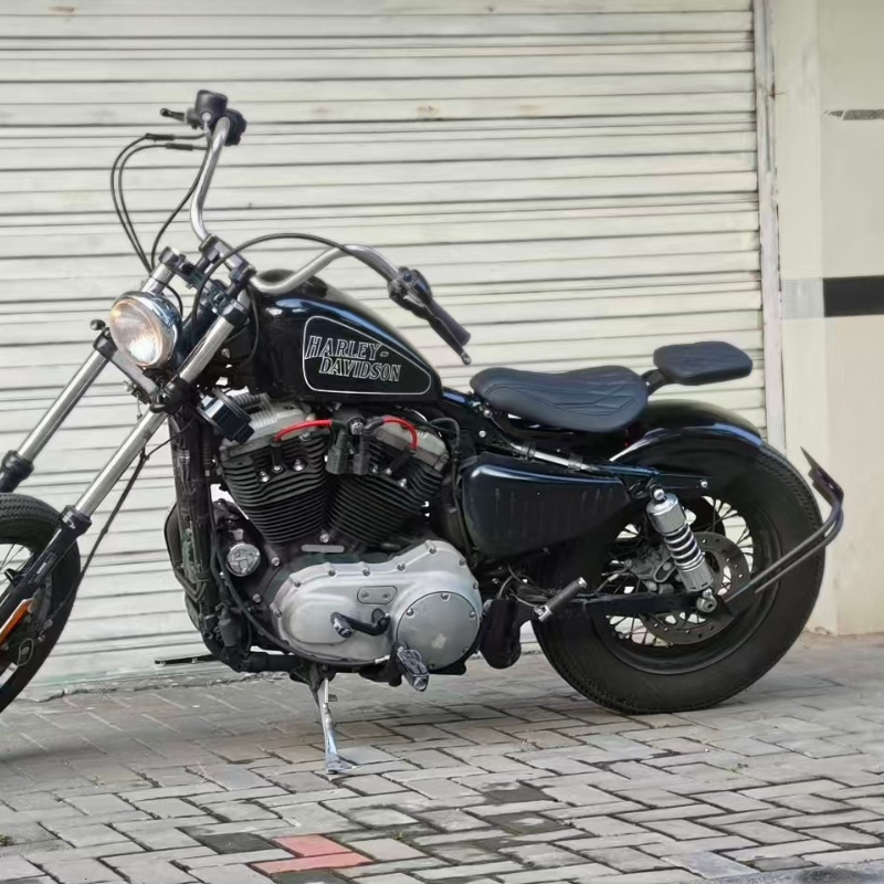 Folding 2‑Up seat + short tail kit - Harley-Davidson Sportster
