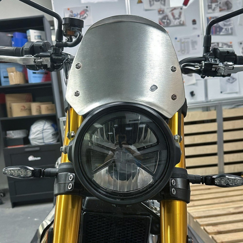Aluminum flyscreen - Triumph Scrambler 900 / Speed Twin 900