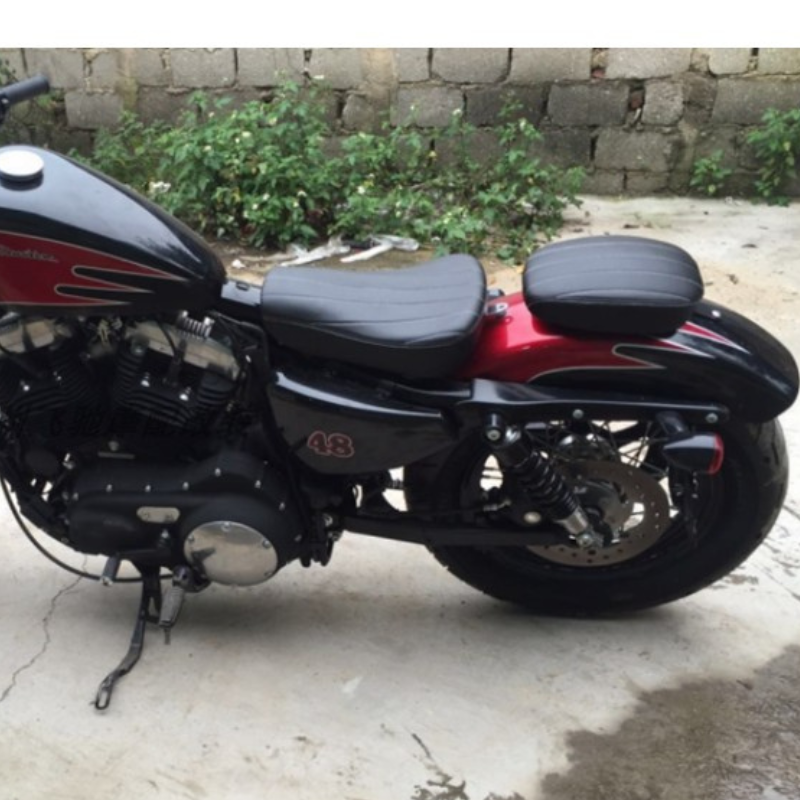 Quick-release seat for Sportster 883/XL1200/48