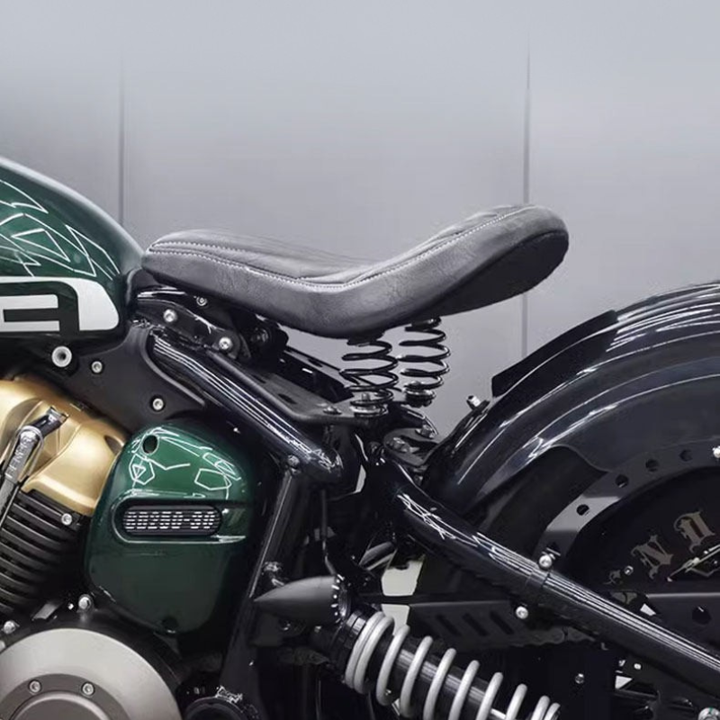 Solo spring bobber seat for Napoleon 125/250