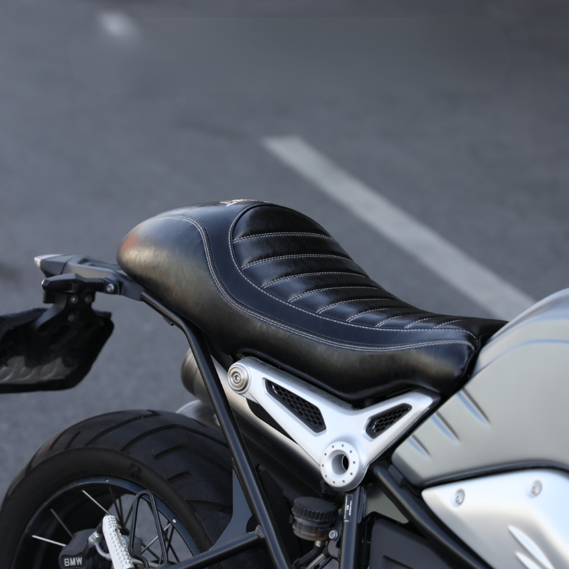 Cafe Racer Seat with Hump for BMW R nineT