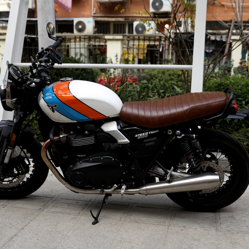 Vintage custom seat for Triumph Speed Twin 900