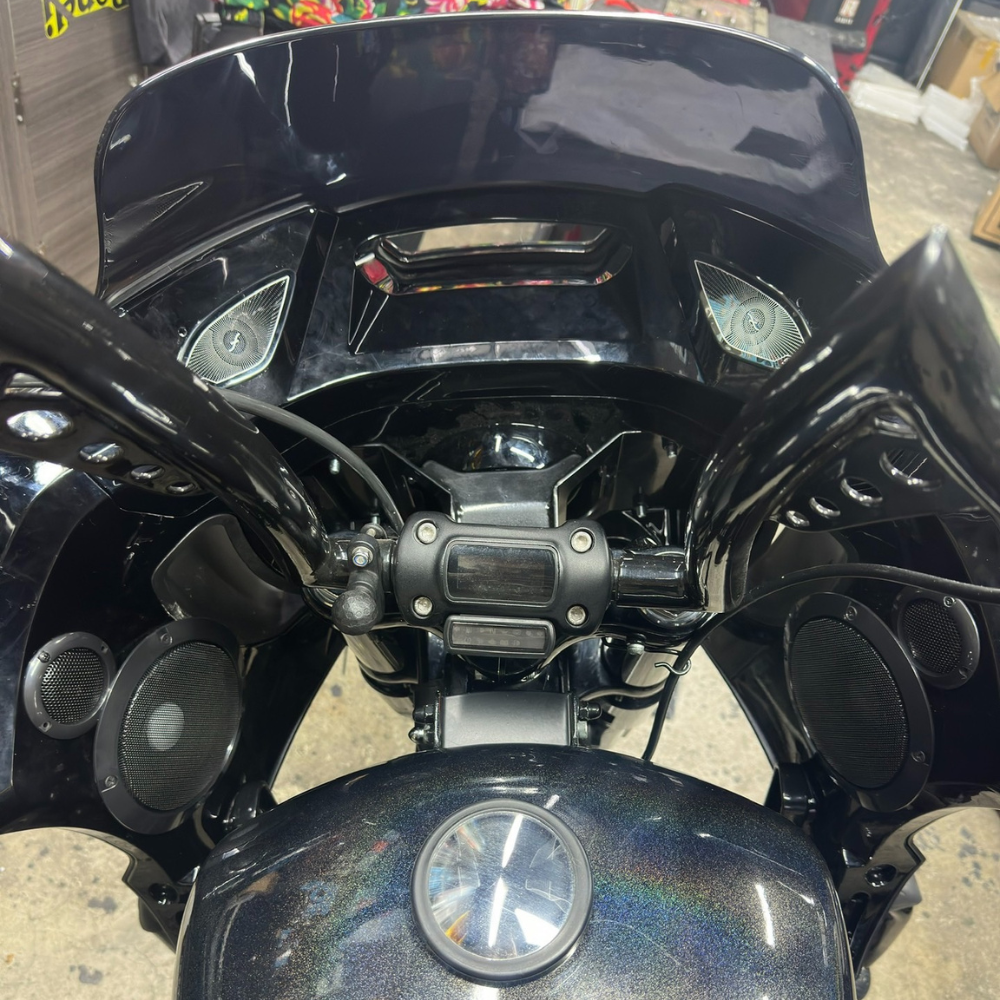 Club Style Fairing with Sound System