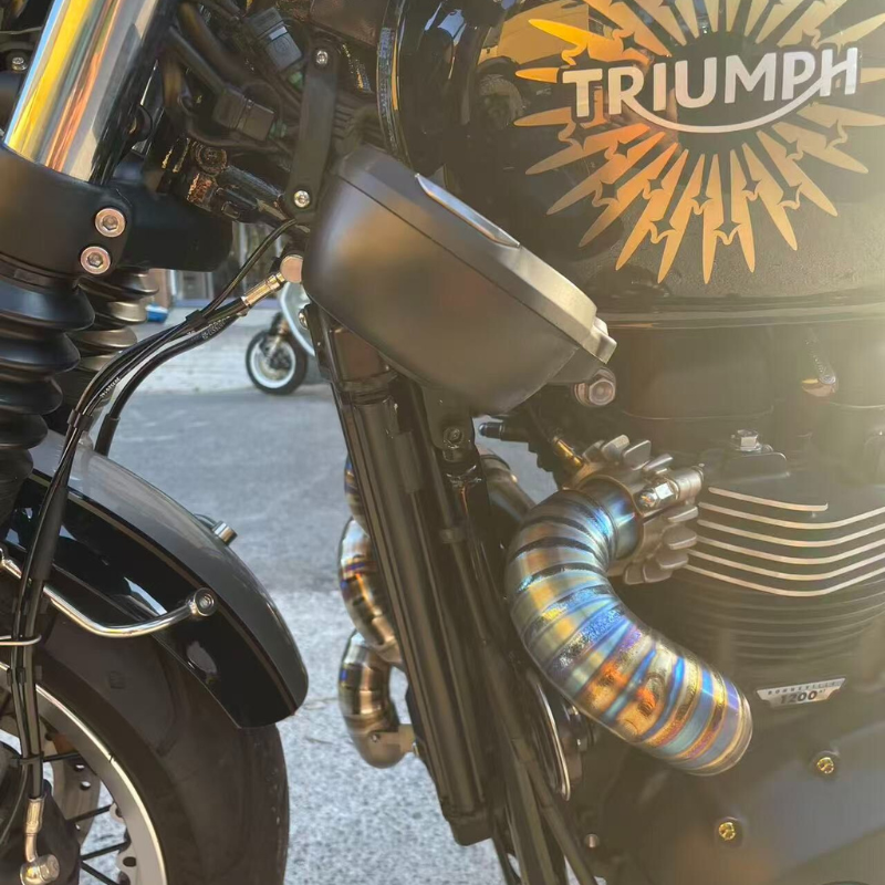 Side speedometer bracket for Triumph Bonneville Bobber
