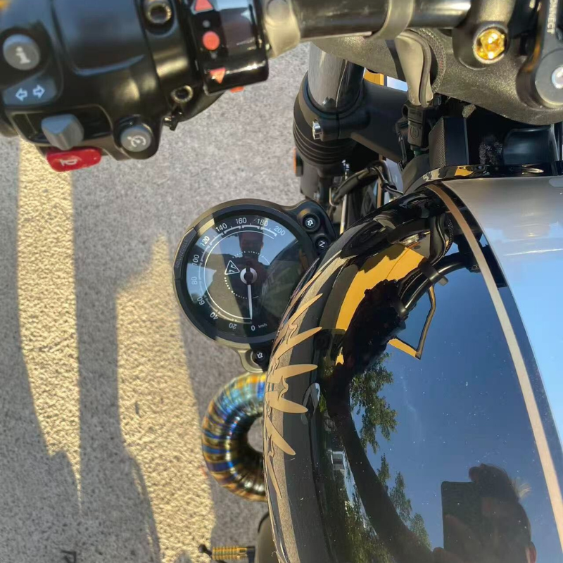 Side speedometer bracket for Triumph Bonneville Bobber
