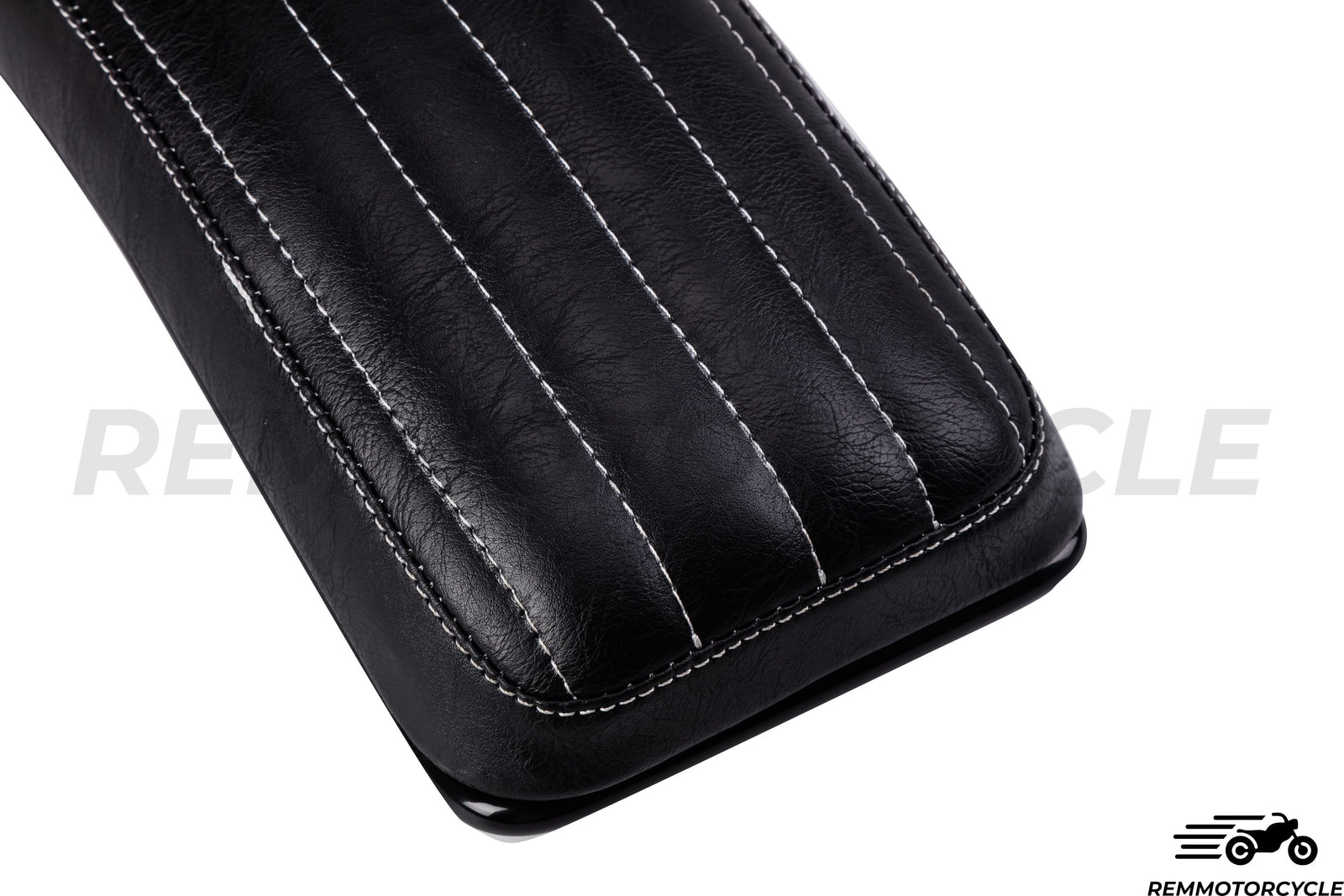 Passenger Bobber saddle with support