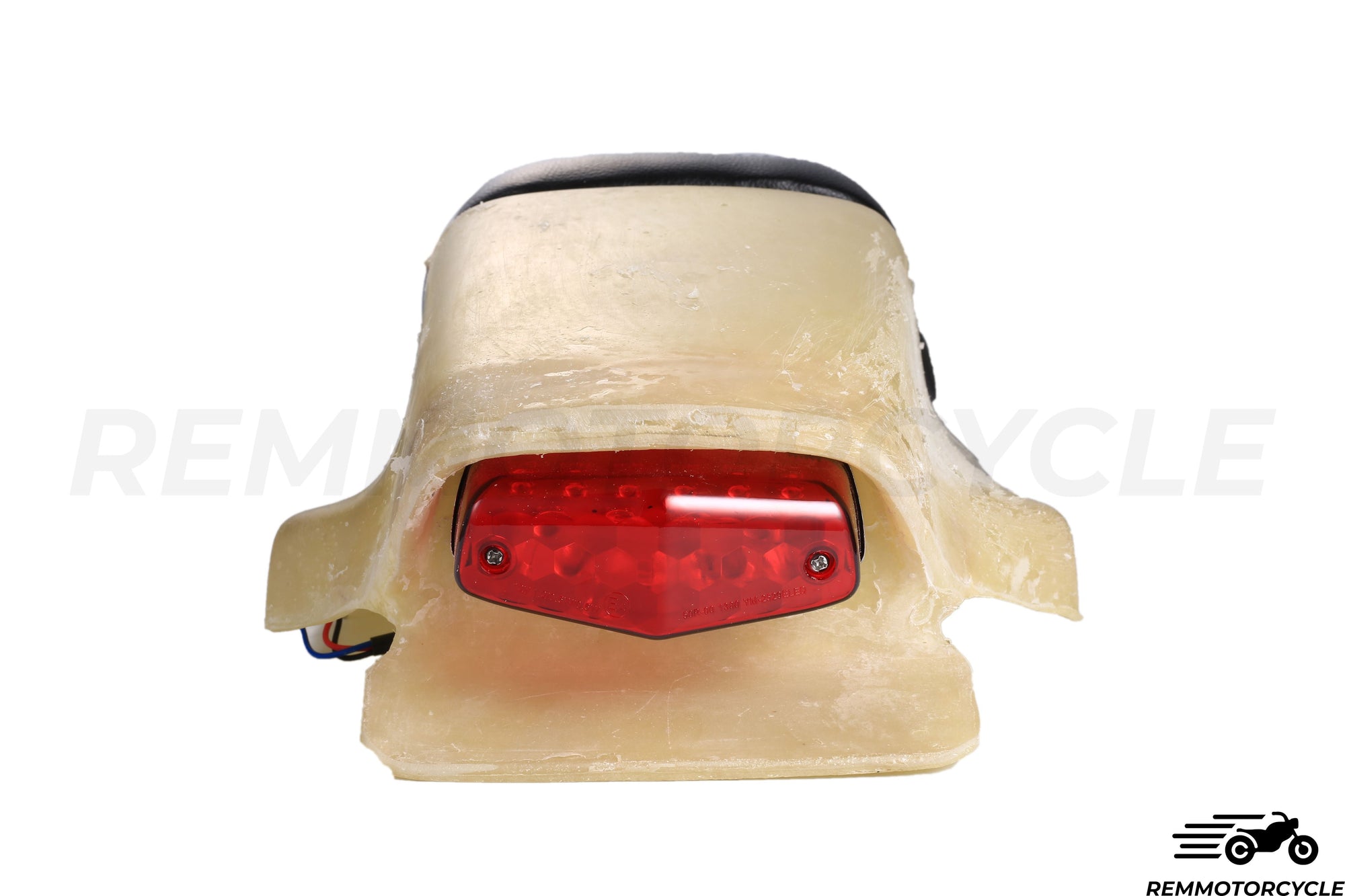 Seat-type Tracker Black or brown with taillight