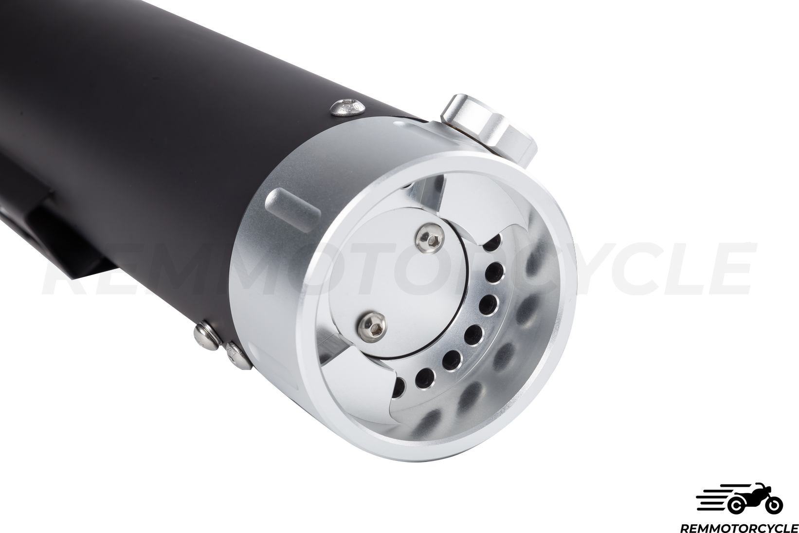Black exhaust with manual valve
