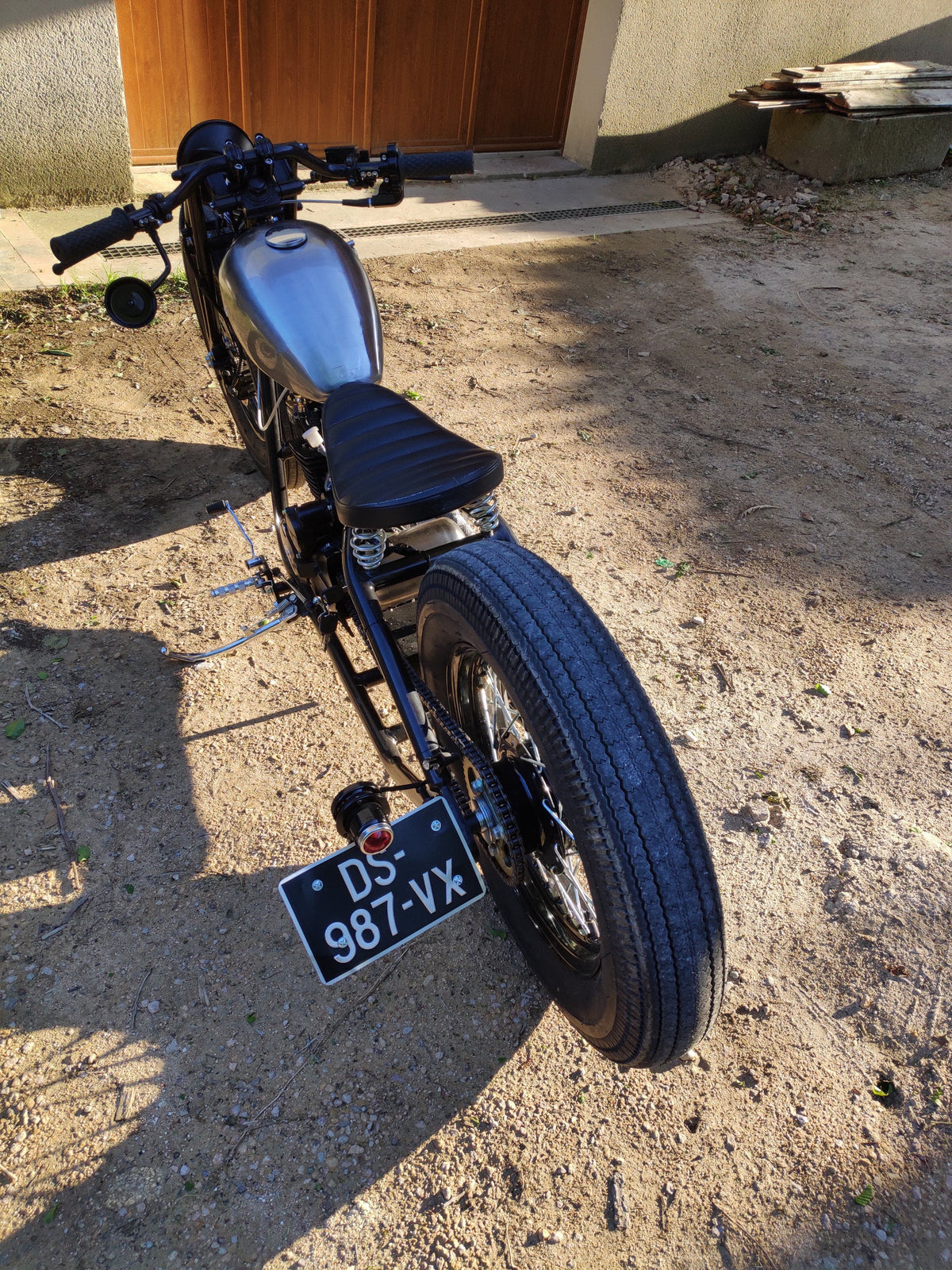 Lights round rear flat holder