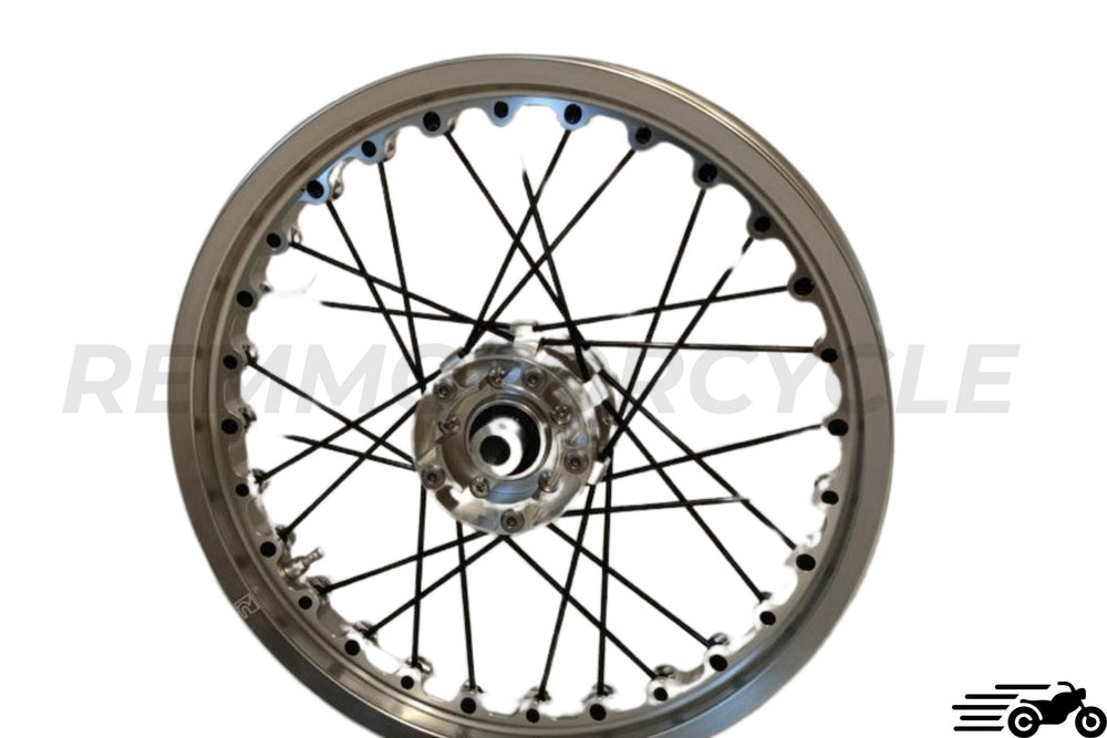 Tubeless spoke wheels for Triumph Bobber - REM