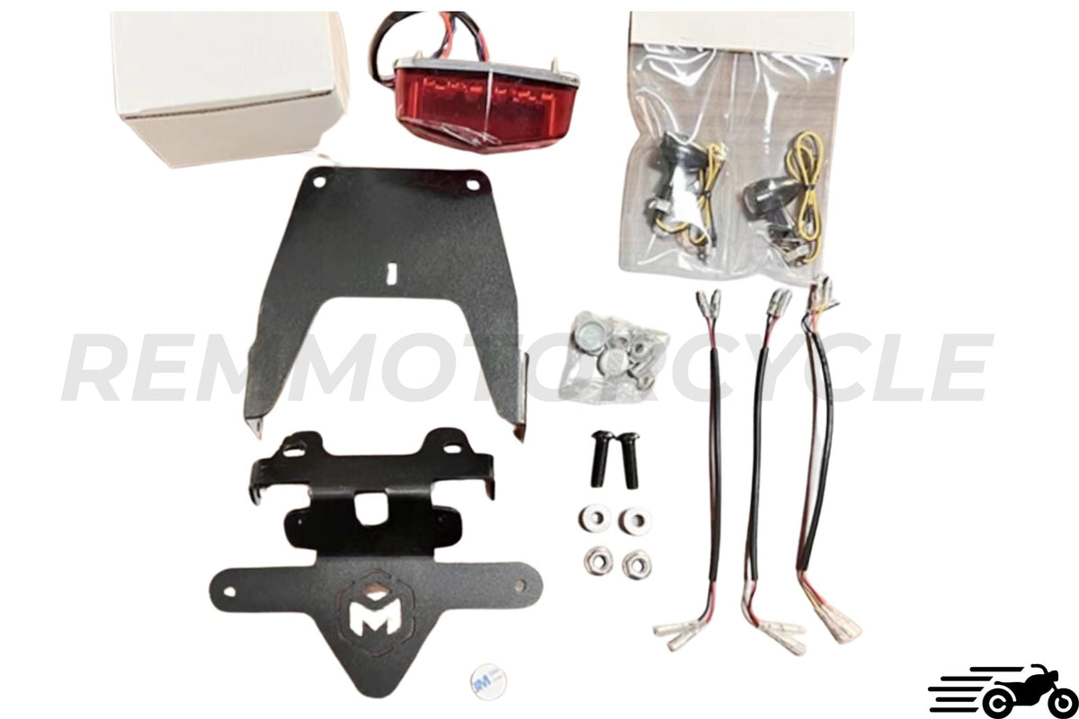 Mash Six Hundred license plate holder with lighting