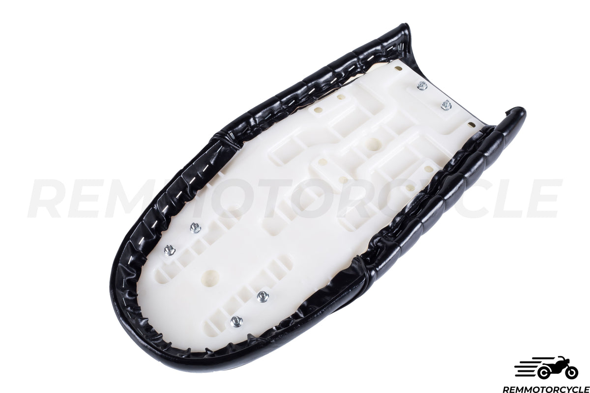 Black seat - Effect Aged